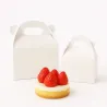 Boite patissiere a poignee blanche